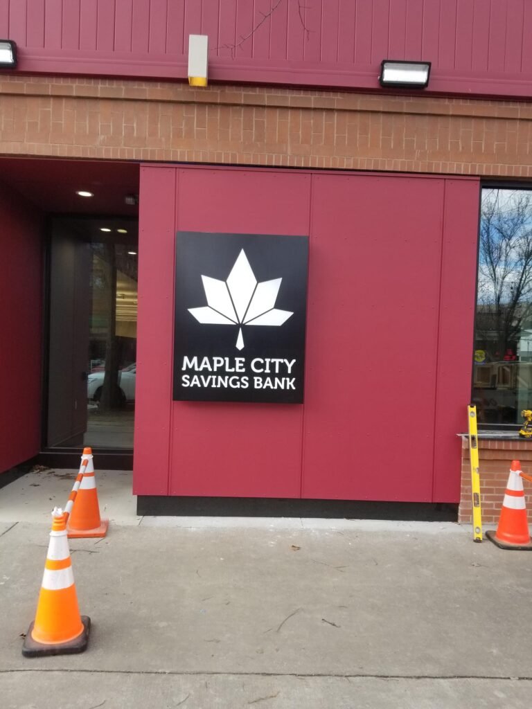 Maple City Bank sign