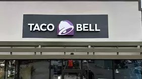 taco bell sign installation